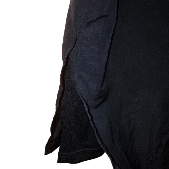 Nike black layered tank top - Picture 6 of 10